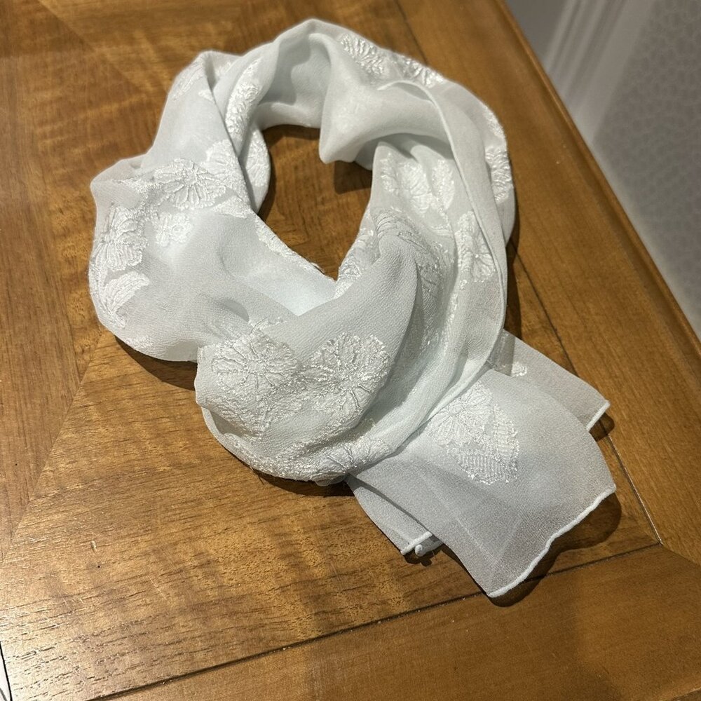 π Vintage Powder Blue Chiffon Scarf π - Picture 4 of 4